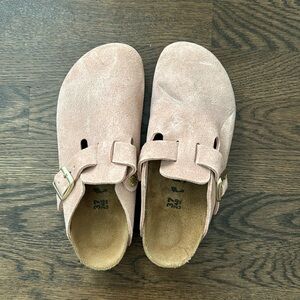 Birkenstock Boston in Light Rose